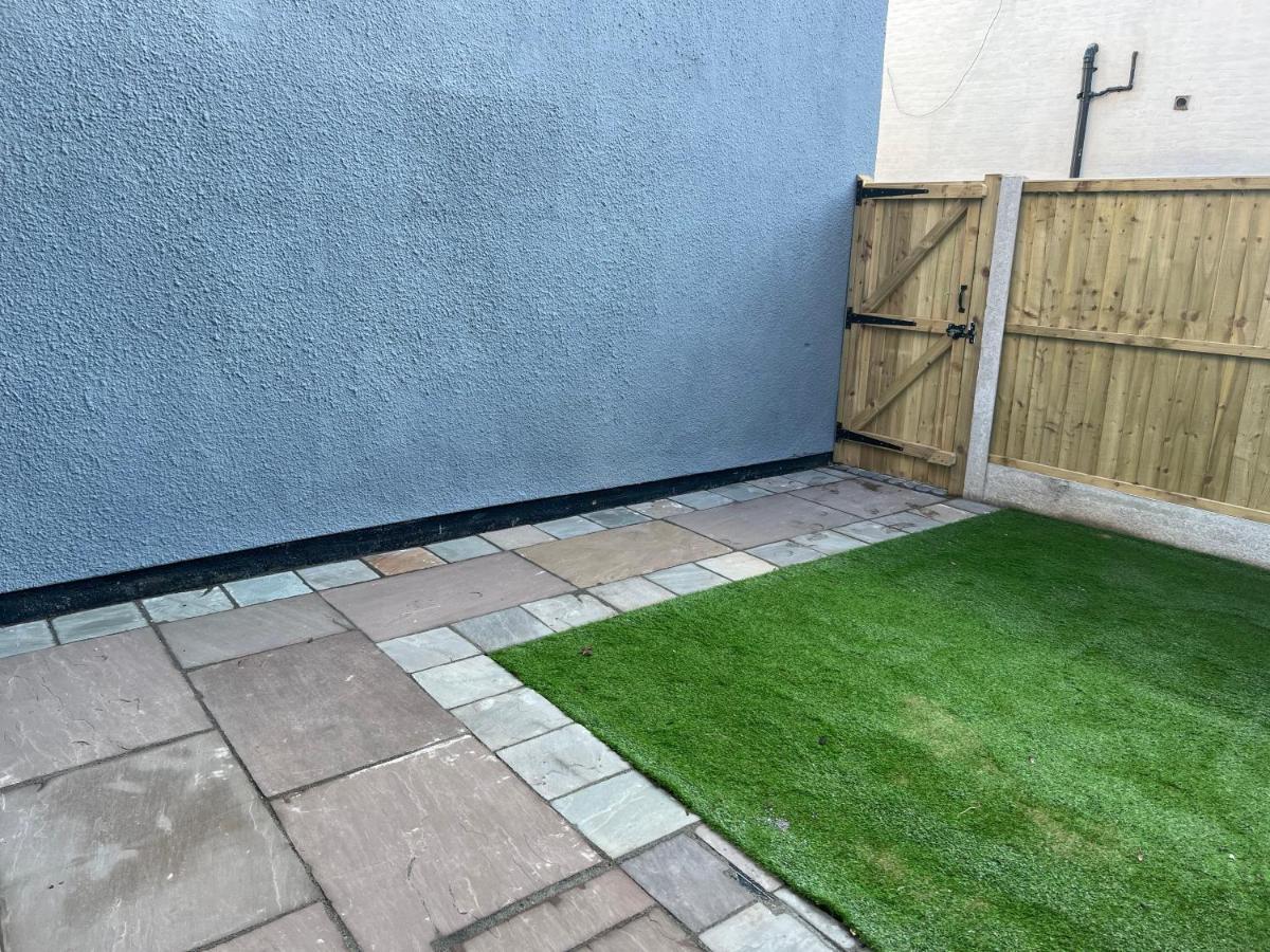 Stoke-on-Trent Luxury 2 Bed Apartment Great Location מראה חיצוני תמונה