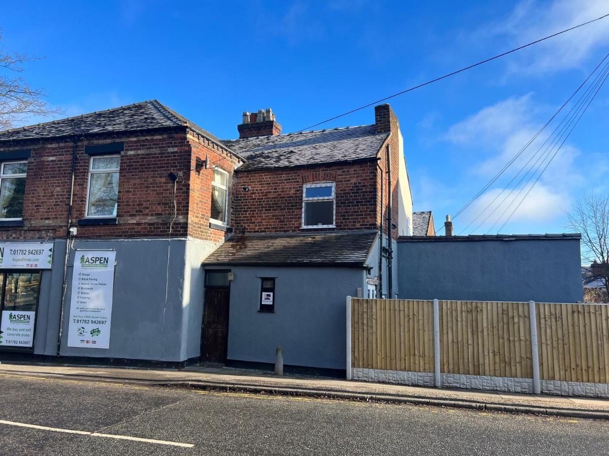 Stoke-on-Trent Luxury 2 Bed Apartment Great Location מראה חיצוני תמונה